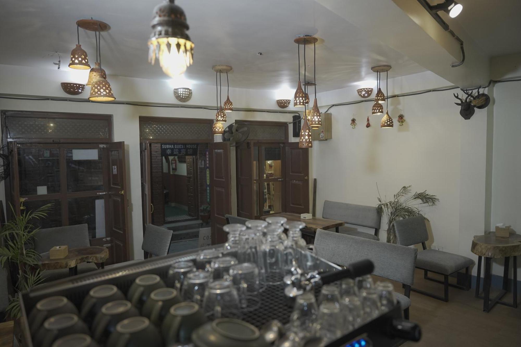 Cosy Hotel Bhaktapur Extérieur photo