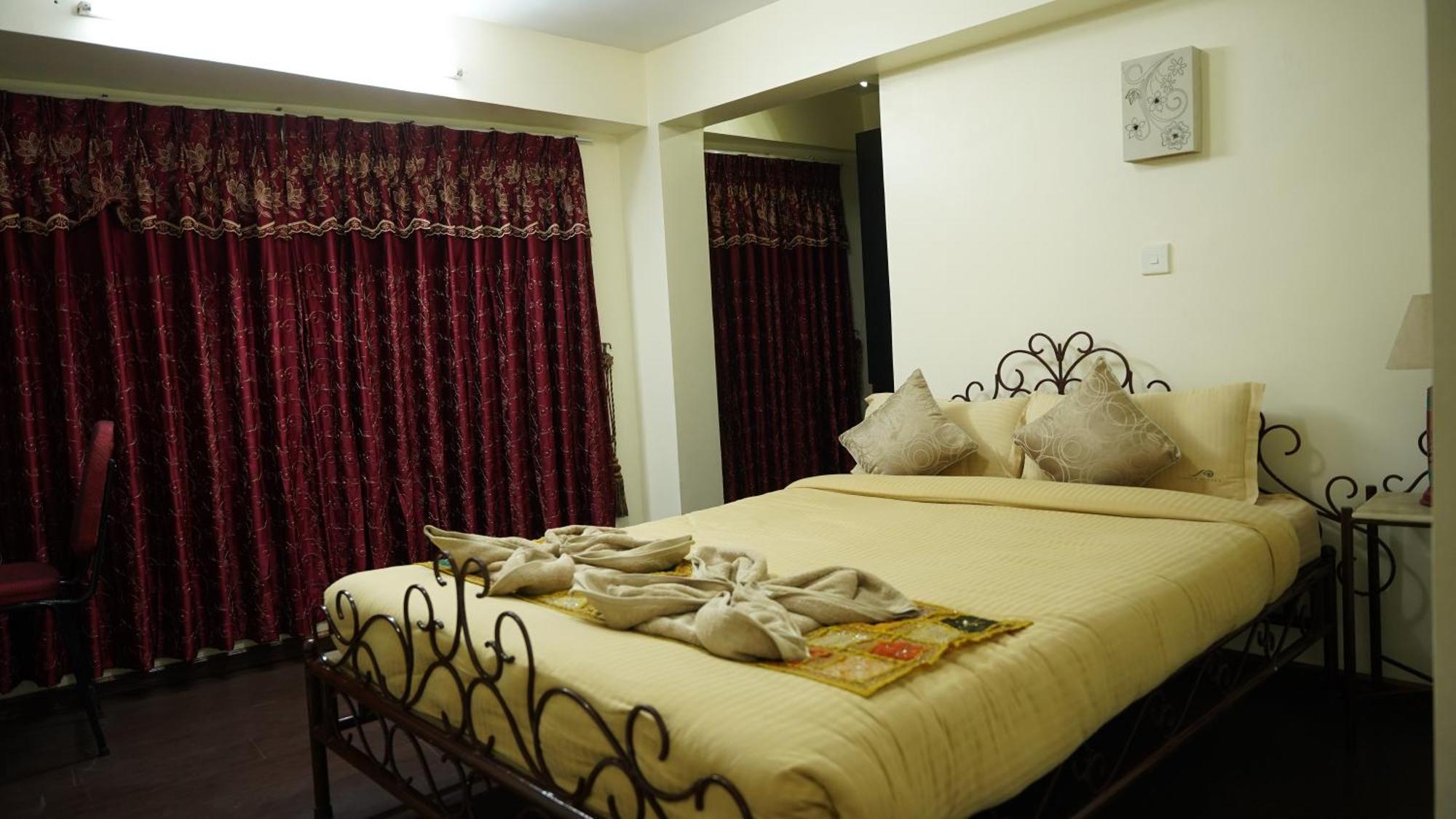 Cosy Hotel Bhaktapur Extérieur photo