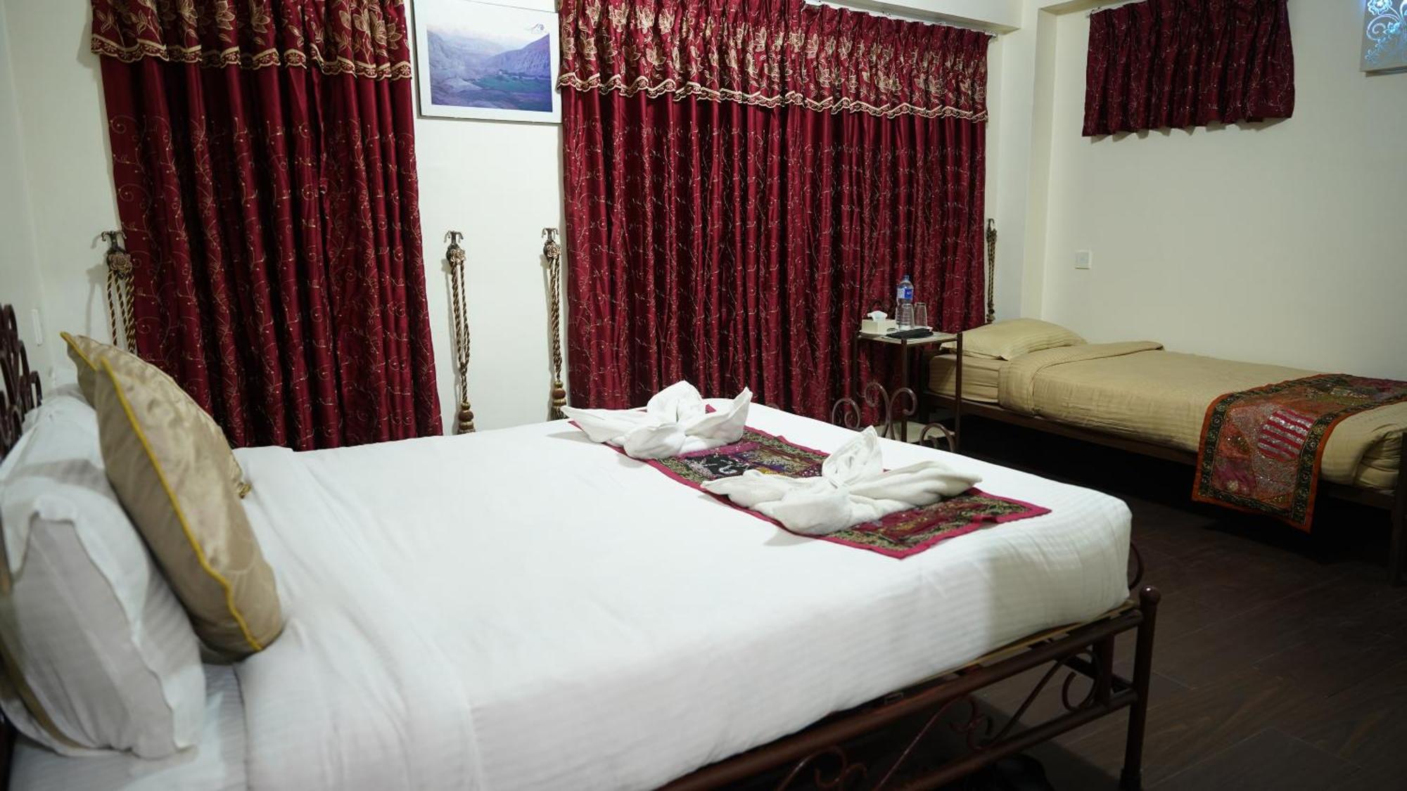Cosy Hotel Bhaktapur Extérieur photo