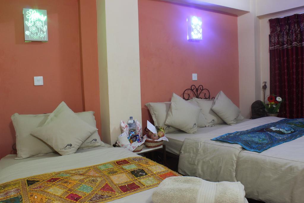 Cosy Hotel Bhaktapur Extérieur photo